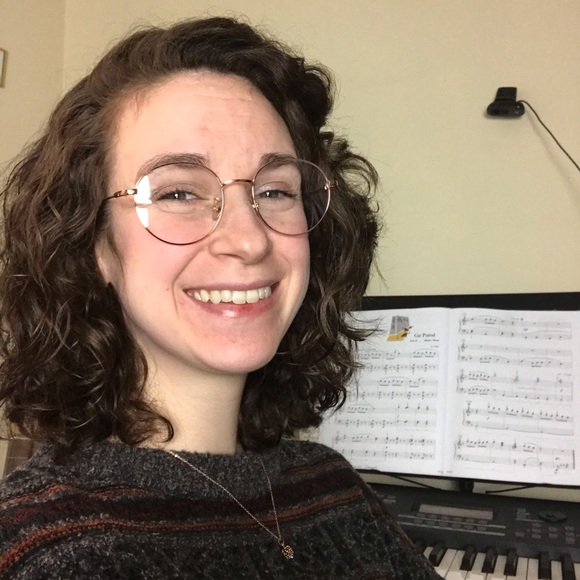 Meet your Posher, Everly - Picture 4 of 5